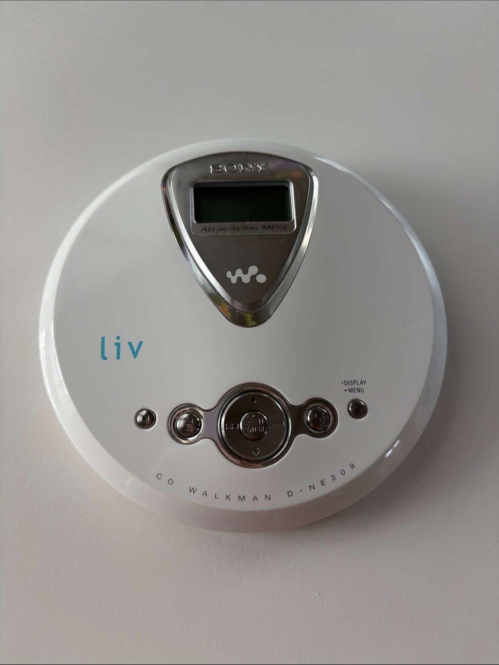 Sony Walkman D-NE309 portable CD Player